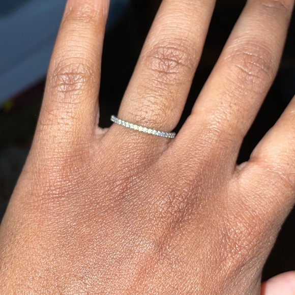 1.5 mm CZ Cubic Zirconia Minimalist .925 Sterling Silver Stackable Eternity Ring - Picture 4 of 11